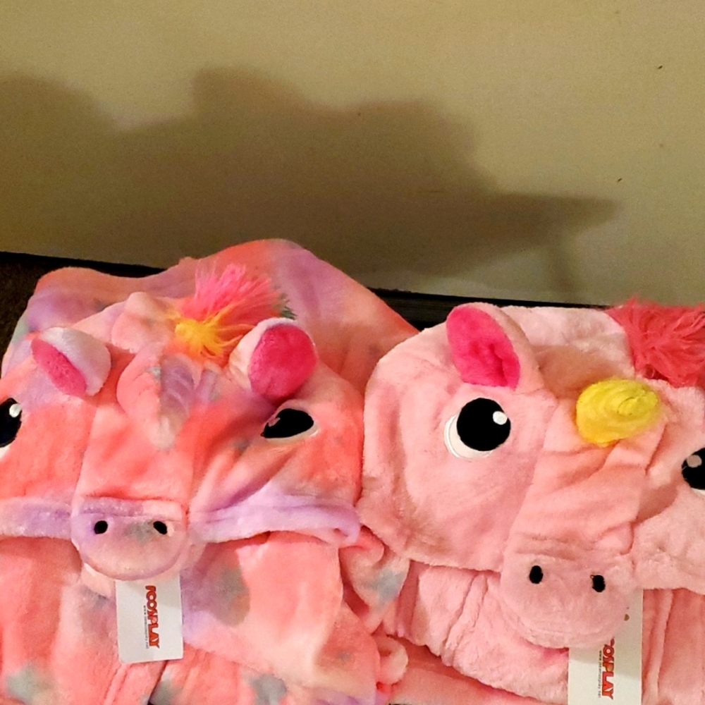 Girls unicorn house Coats